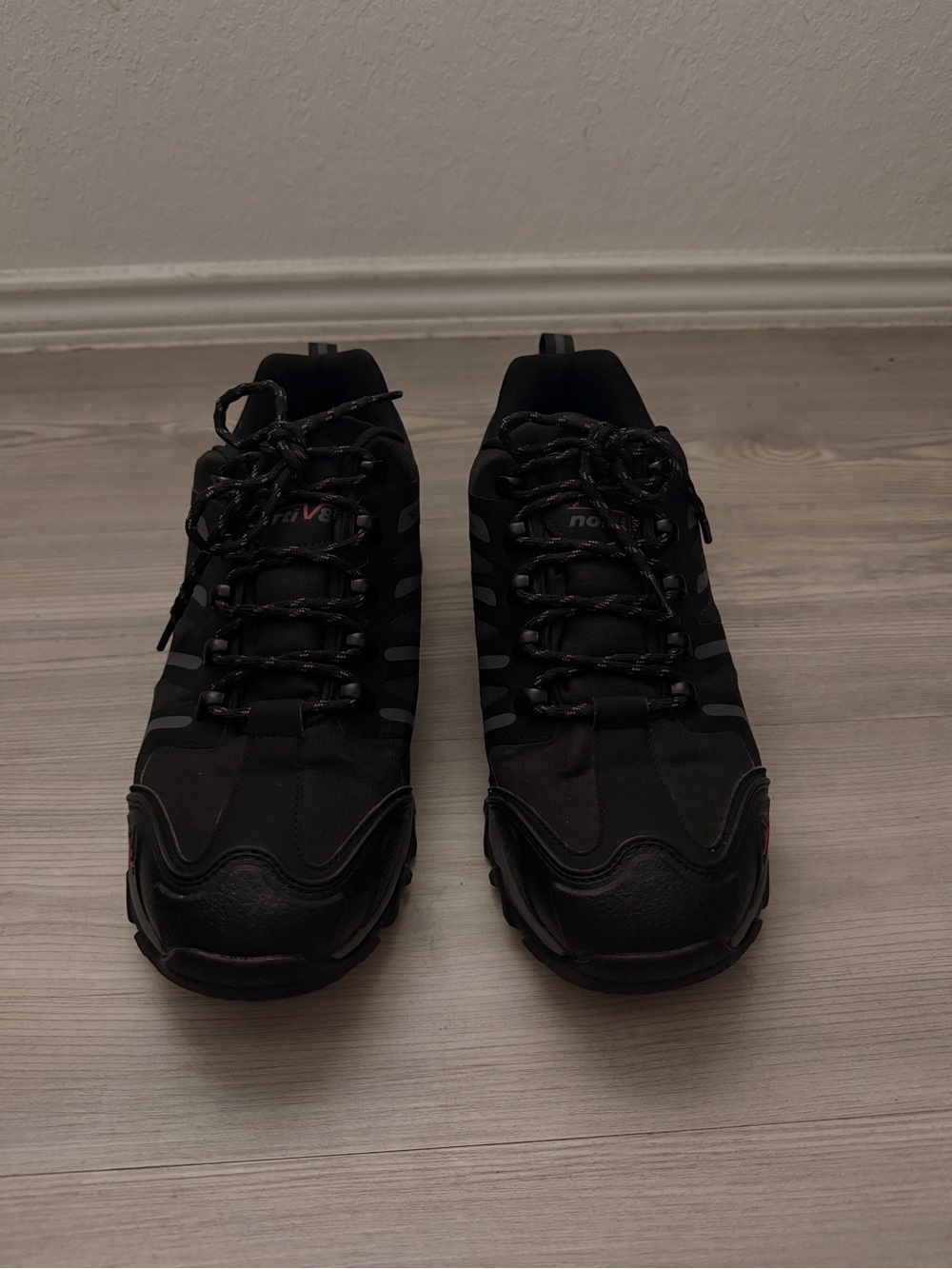 Men’s Hiking Shoes